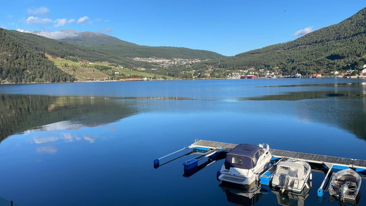 Nedre Amla Fjord Apartment カウパンゲル エクステリア 写真